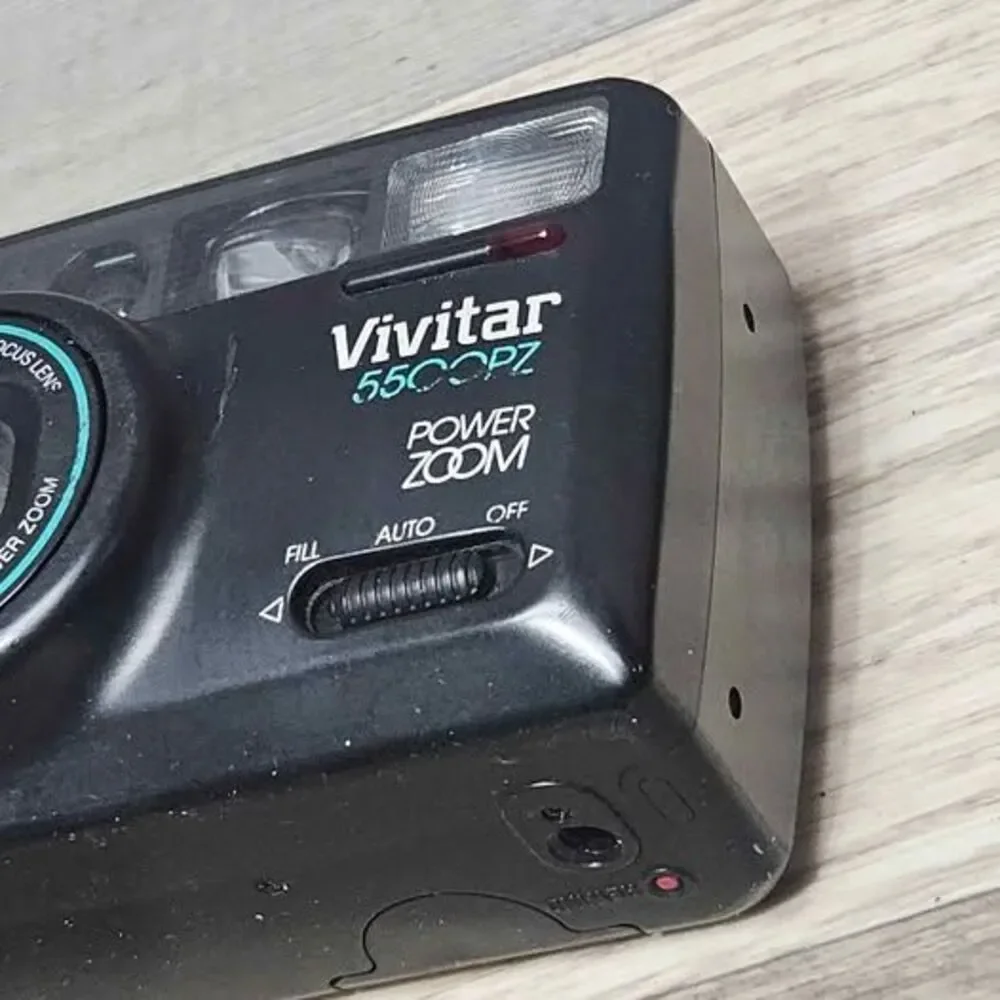 Vivitar included camera